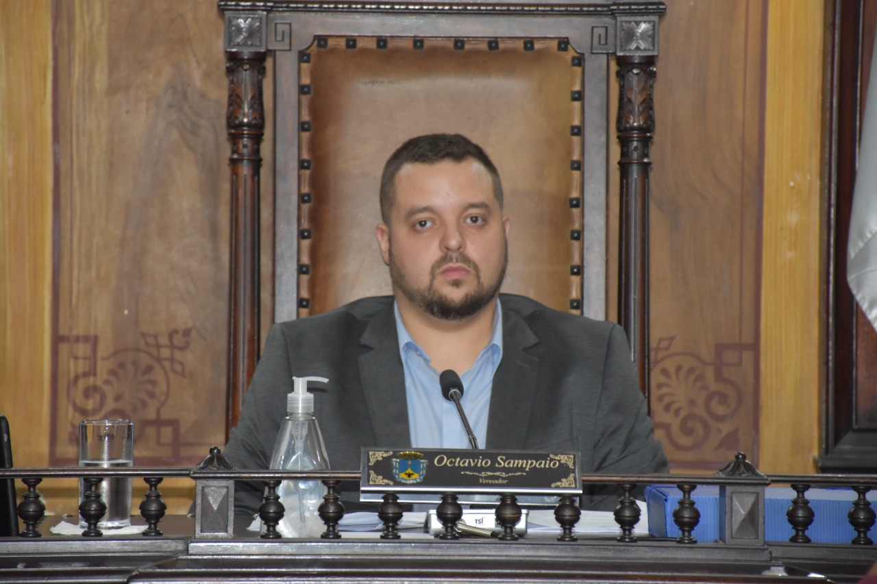 Agora é lei: fica estabelecido em Petrópolis o Estatuto da Desburocratização