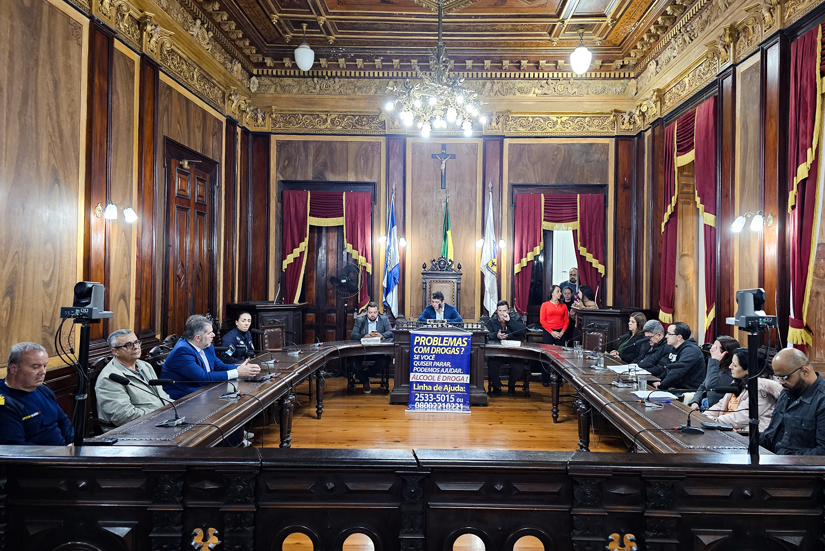 Audiência discute políticas públicas de prevenção e tratamento do uso de drogas em Petrópolis