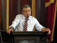 Câmara aprova projeto para incluir proteção, guarda responsável e direitos dos animais no conteúdo das escolas