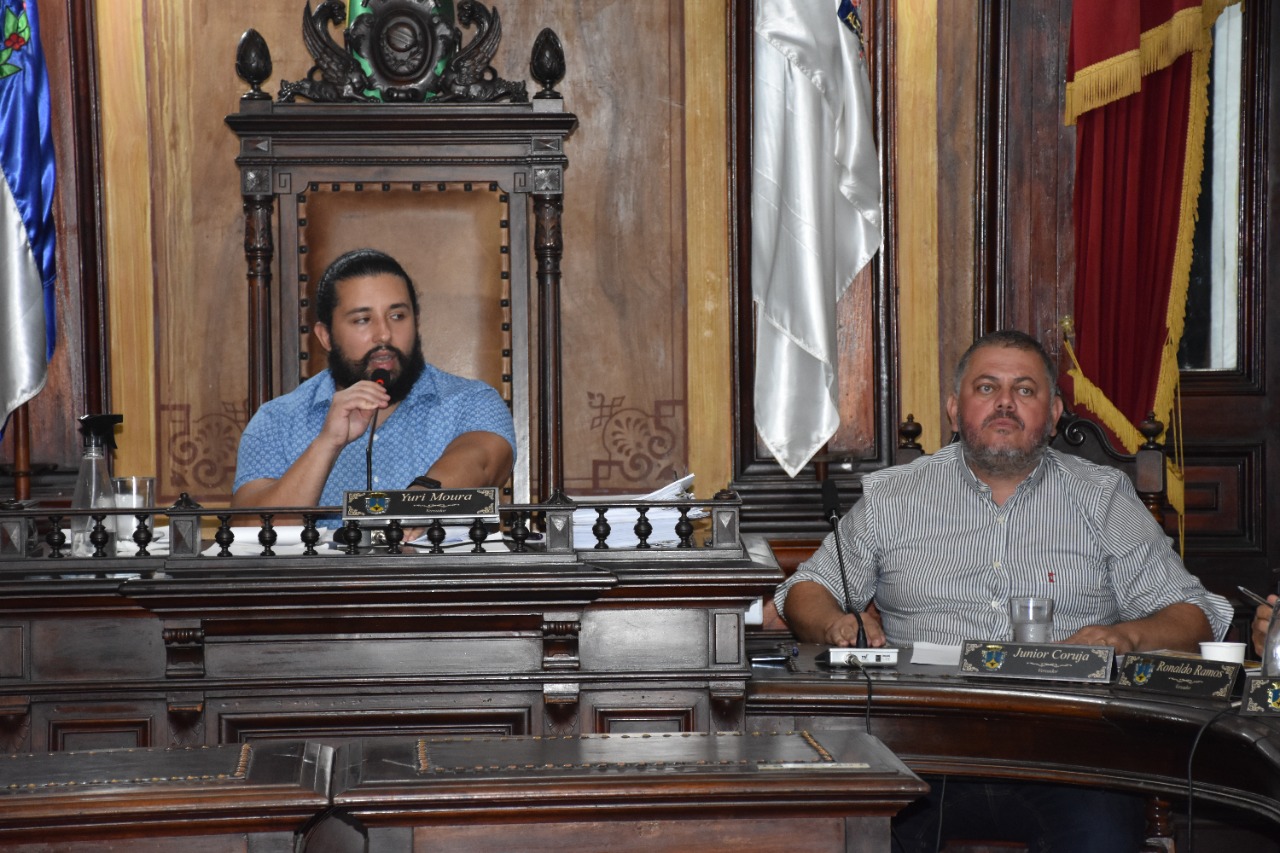 Câmara Municipal contesta no STF argumentos de empresas de ônibus e pede confirmação da constitucionalidade da lei que proíbe dupla função