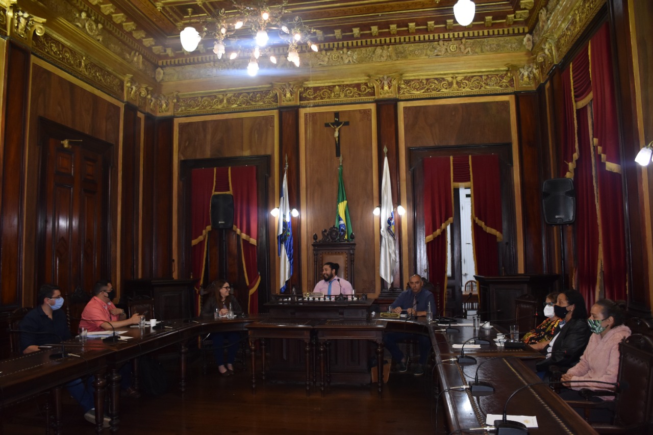 Câmara Municipal promove Audiência Pública sobre a demolição de moradias das Comunidades da BR-040