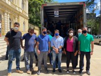 Câmara Municipal recebe mais de 10 toneladas de doações da Câmara do Rio