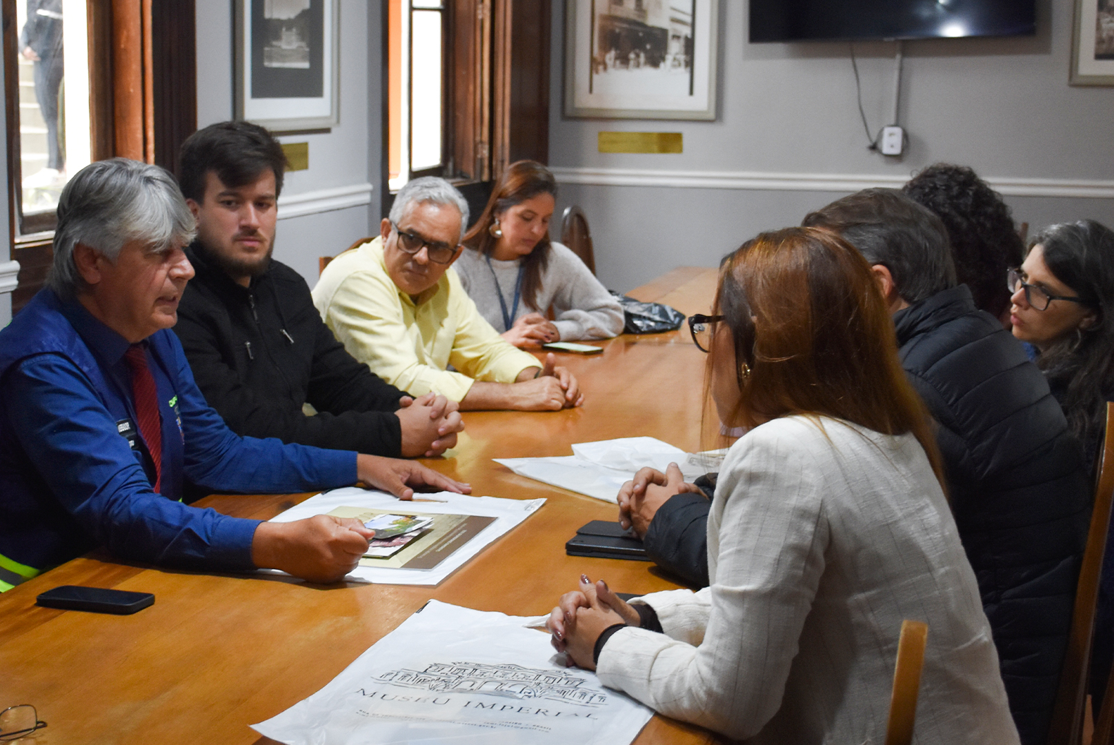 Comissão Permanente de Turismo da Câmara recebe Secretário de Turismo para discutir expansão e fortalecimento do turismo em Petrópolis