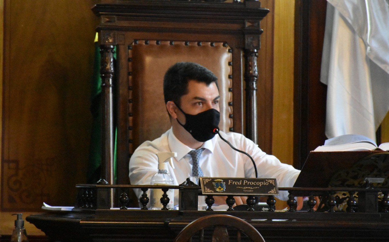 Indicação para convênio entre município e clubes petropolitanos