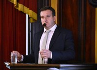 Indicação que pede proibição da entrega de obras públicas incompletas é aprovada na Câmara