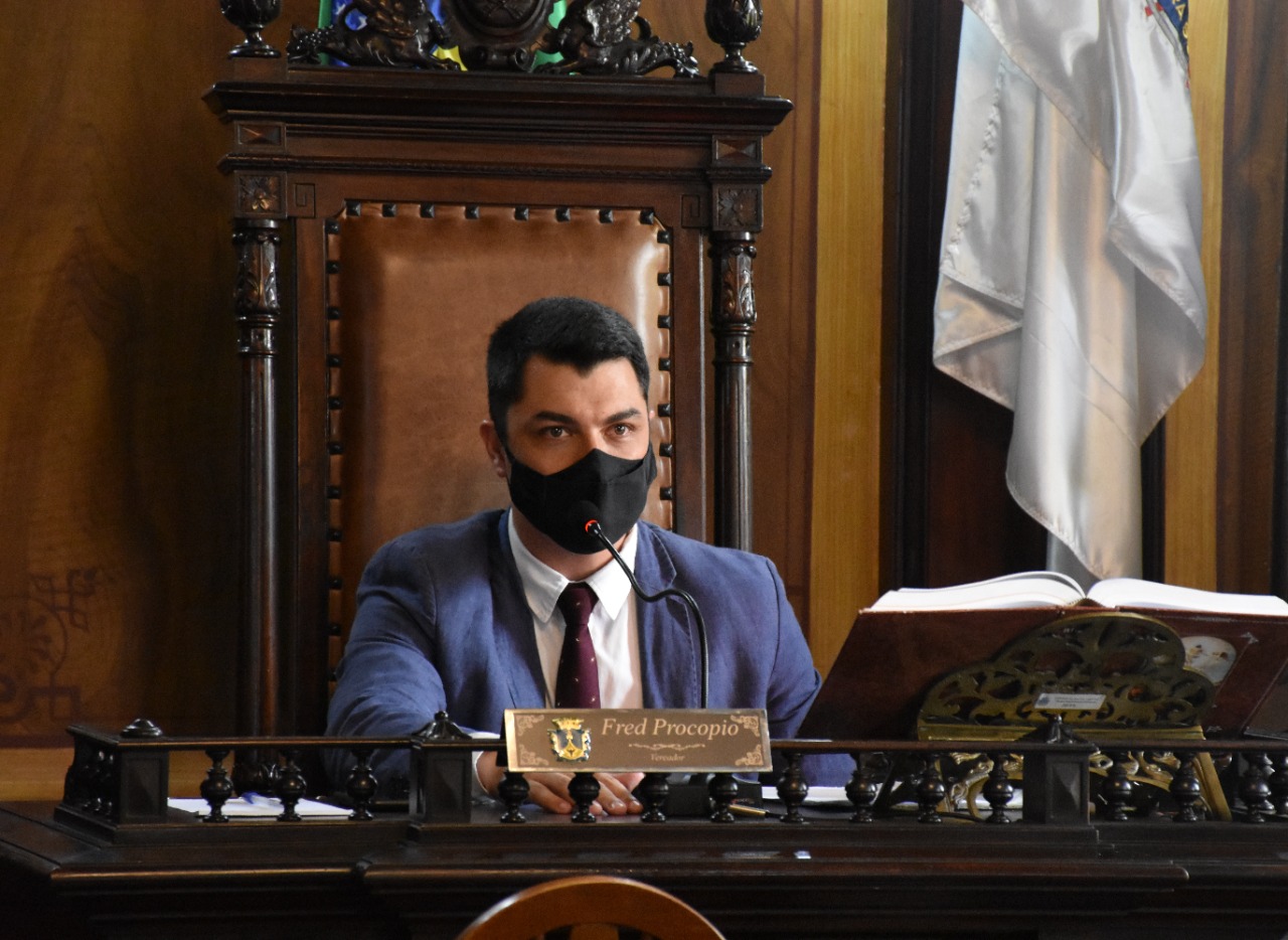 Presidente apresenta moção de repúdio à empresa Viação Cascatinha