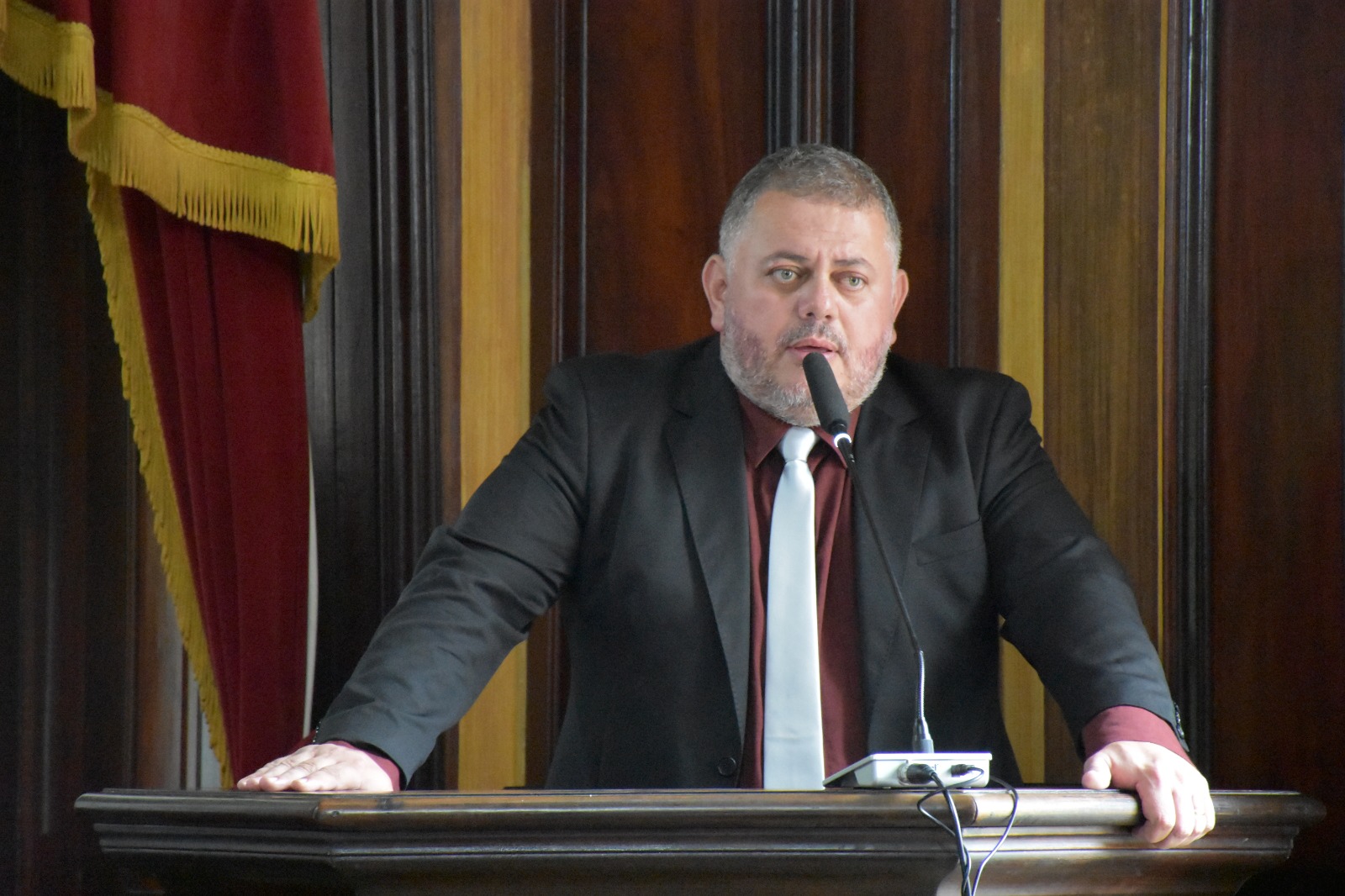 Presidente da Câmara pede que município garanta carro para serviços do CRAS Itaipava