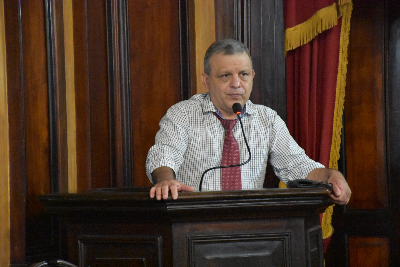 Projeto regulamenta a posse responsável de animais e cria o Certificado Municipal de Protetores