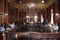 Técnicos administrativos da prefeitura se reúnem para discutir reformulação do quadro salarial da classe