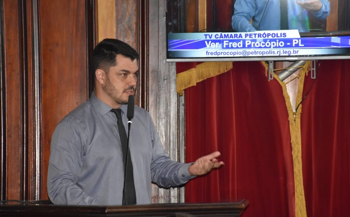 Vereador pede o congelamento da tarifa de empresas de ônibus que descumprirem contrato