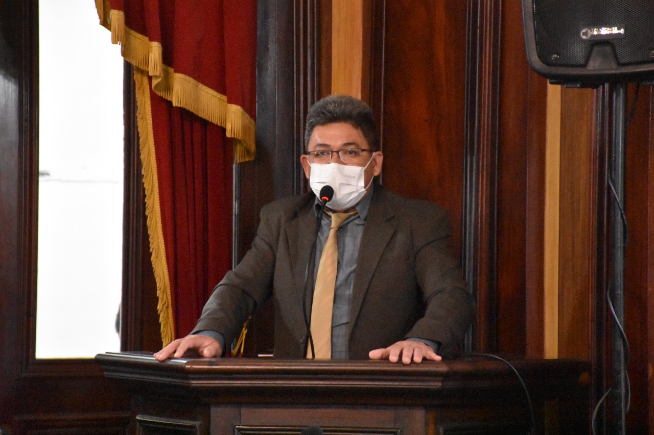 Vereador quer estruturar espaços públicos para prática esportiva