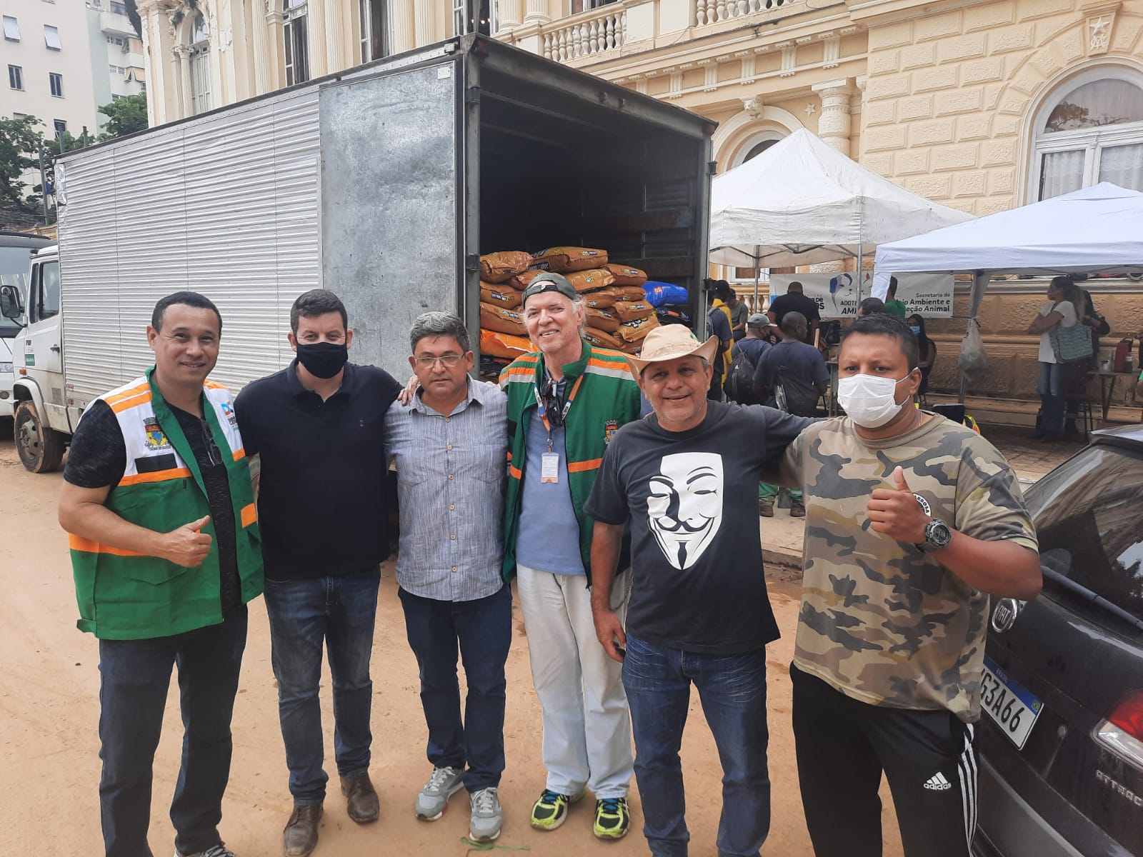 Vereadores participam de Ação Solidária na Câmara Municipal